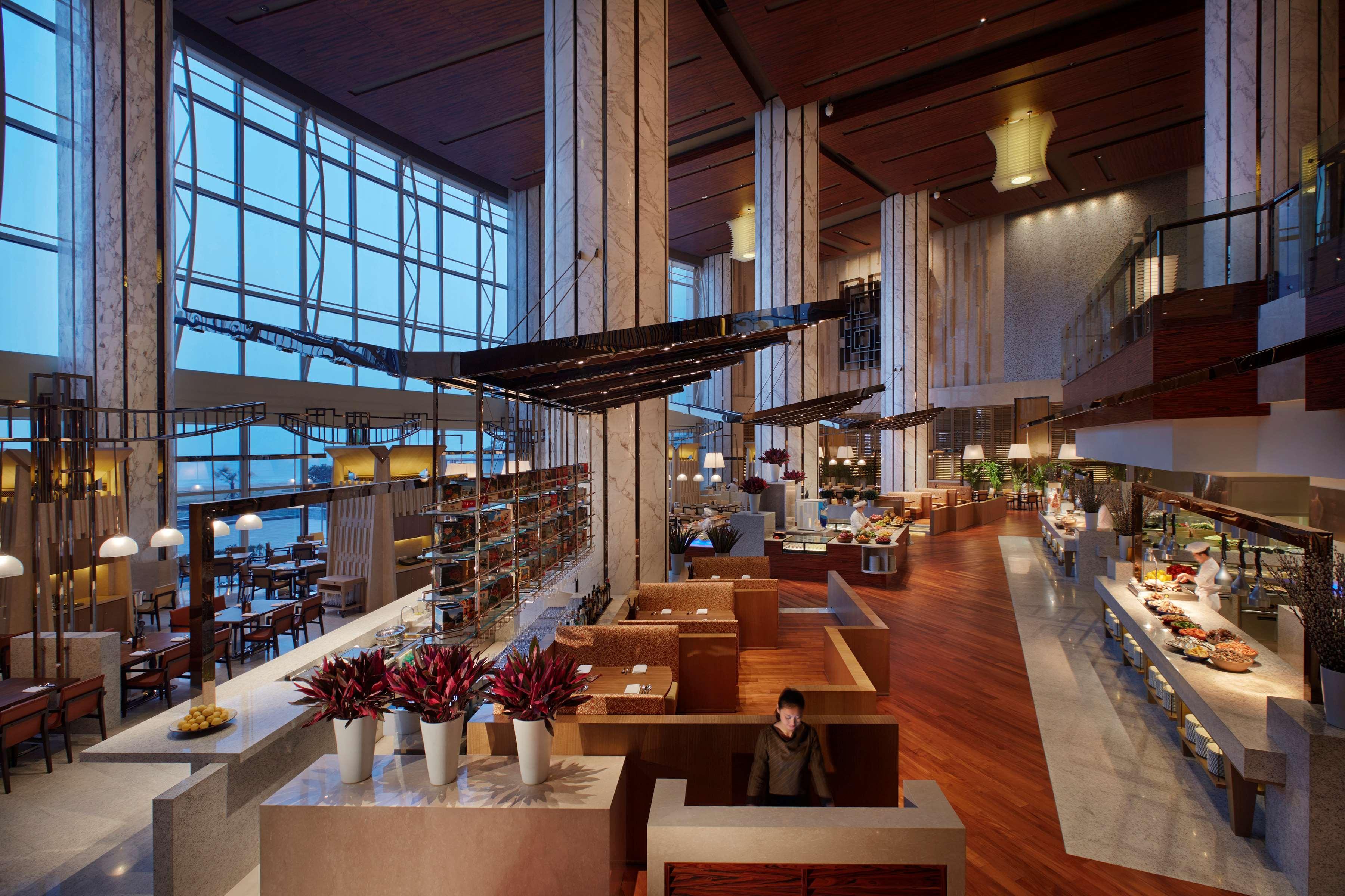 Hyatt Regency Qingdao Hotel Exterior foto